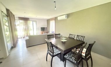 Casa en  venta de 4 dormitorios en Barrio privado