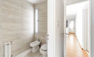 Casa en  venta de 4 dormitorios en Barrio privado