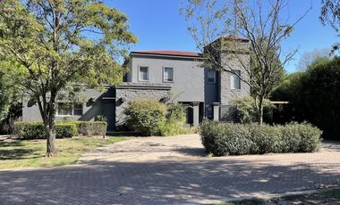 Casa en La Emilia | Mallmann propiedades