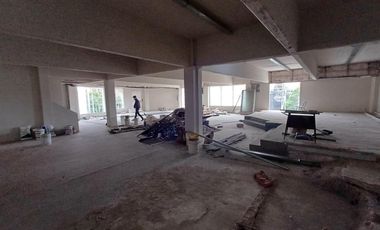 Local en  venta sobre Avenida Libertador Vicente López
