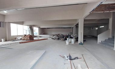 Local en  venta sobre Avenida Libertador Vicente López