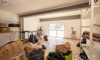 Departamento, galpón y local comercial en zona comercial