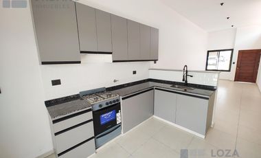 DUPLEX EN ALQUILER B° DOCTA