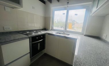 Casa/Duplex de 100m2 en terreno de 315m2 -
