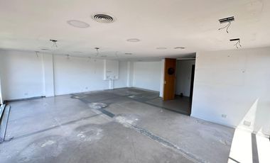 VENTA  Oficina de 75Mts. - Av. Federico Lacroze 2200 - Belgrano