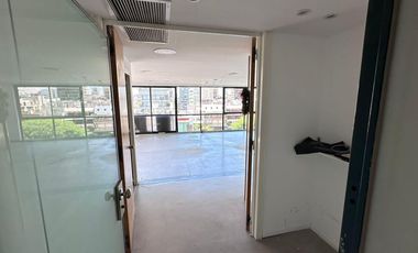 VENTA  Oficina de 75Mts. - Av. Federico Lacroze 2200 - Belgrano