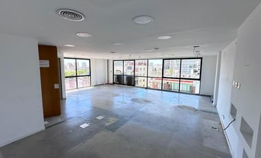 VENTA  Oficina de 75Mts. - Av. Federico Lacroze 2200 - Belgrano
