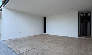 En venta Townhouse de 2 habitaciones en zona de Cholul.