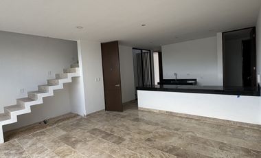 En venta Townhouse de 2 habitaciones en zona de Cholul.