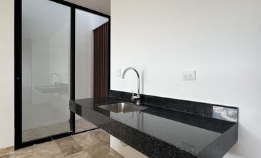 En venta Townhouse de 2 habitaciones en zona de Cholul.