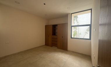 Casa residencial en venta de 2 habitaciones en la zona de Temozón norte.