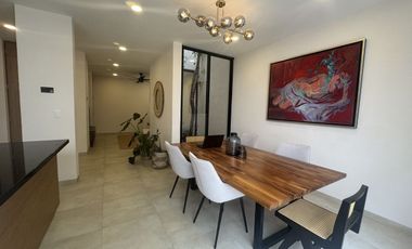 Casa residencial en venta de 2 habitaciones en la zona de Temozón norte.