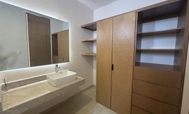 Casa residencial en venta de 2 habitaciones en la zona de Temozón norte.