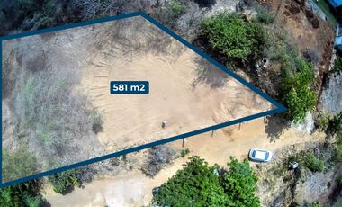 Impresionante vista al mar arriba de la Punta Zicatela