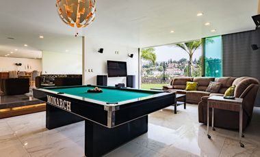 Residencia en venta en calle cerrada en Tecamachalco