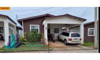 ALQUILO CASA EN ARRAIJAN BOSQUE DEL PRADO 3R