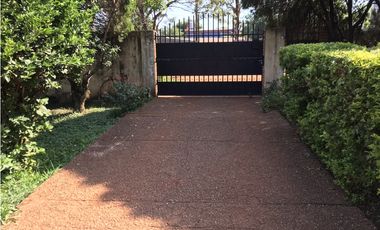 VENDO MANZANA CON - CASA QUINTA- QUINCHO-PILETA-TERRENOS-POSADAS MNES