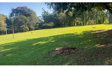 VENDO MANZANA CON - CASA QUINTA- QUINCHO-PILETA-TERRENOS-POSADAS MNES