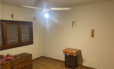 VENDO MANZANA CON - CASA QUINTA- QUINCHO-PILETA-TERRENOS-POSADAS MNES