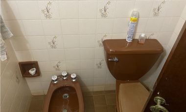 VENDO MANZANA CON - CASA QUINTA- QUINCHO-PILETA-TERRENOS-POSADAS MNES