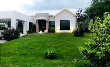 VENTA CASA LOMAS DEL REY MAYU SUMAJ CORDOBA GAS NATURAL CARLOS PAZ