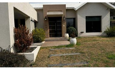 VENTA CASA LOMAS DEL REY MAYU SUMAJ CORDOBA GAS NATURAL CARLOS PAZ