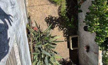 Departamento Tipo Casa en venta en Remedios de Escalada Este