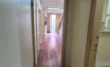 Casa en Arriendo en Casona con giro comercial a pasos del centro de Viña