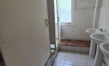 Casa en Arriendo en Casona con giro comercial a pasos del centro de Viña
