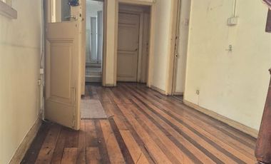 Casa en Arriendo en Casona con giro comercial a pasos del centro de Viña