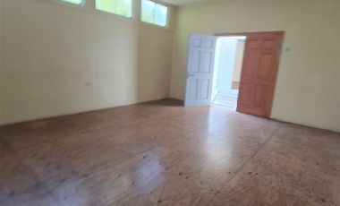 Casa en Arriendo en Casona con giro comercial a pasos del centro de Viña