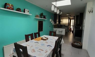 Casa en Arriendo en Los Bravos/Craighouse