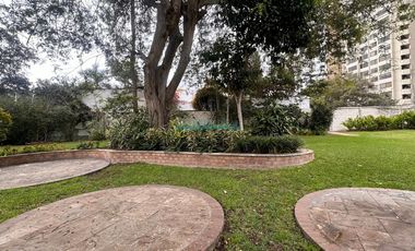 Terrenos Residenciales Venta AV. Lizardo Alzamora Oeste, El Rosario  - SAN ISIDRO