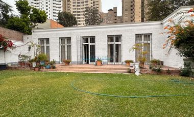 Terrenos Residenciales Venta AV. Lizardo Alzamora Oeste, El Rosario  - SAN ISIDRO