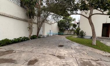 Terrenos Residenciales Venta AV. Lizardo Alzamora Oeste, El Rosario  - SAN ISIDRO