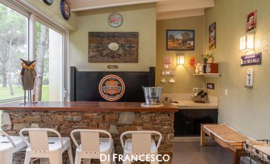 Casa de 4 ambientes   dependencia en venta en Pinamar - LA HERRADURA