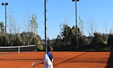 Navarrete Propiedades - Lote interno con fondo verde en Santa Lucia Pilar del Este