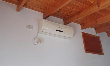 CHALET CON COCHERA PASANTE Y GALPÓN/TALLER EN LANUS