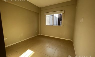 Venta de Departamento 2 ambientes con espacio guardacoche en  Sarandi (32020)