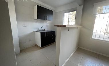 Venta de Departamento 2 ambientes con espacio guardacoche en  Sarandi (32020)