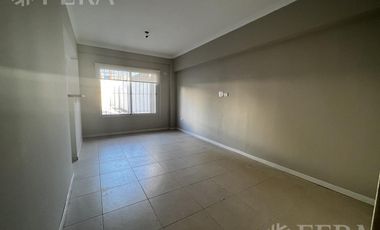 Venta de Departamento 2 ambientes con espacio guardacoche en  Sarandi (32020)