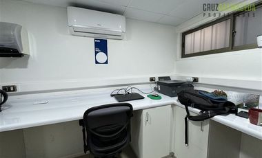 Local Comercial en Venta en Egaña, cercana a Mall Paseo Costanera