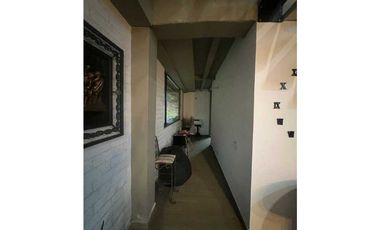 Vendo casa de gran valor en envigado LOMA del escobero