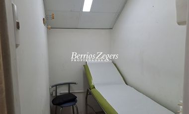 Local Comercial en Venta en EMBAJADOR DOUSSINAGUE/LO BELTRAN