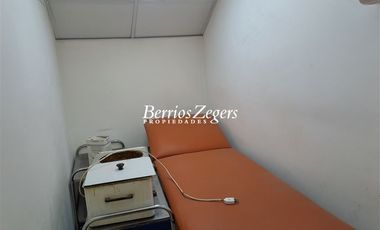 Local Comercial en Venta en EMBAJADOR DOUSSINAGUE/LO BELTRAN