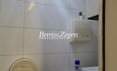 Local Comercial en Venta en EMBAJADOR DOUSSINAGUE/LO BELTRAN
