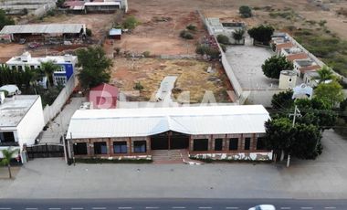 TERRENO COMERCIAL EN VENTA - (3)
