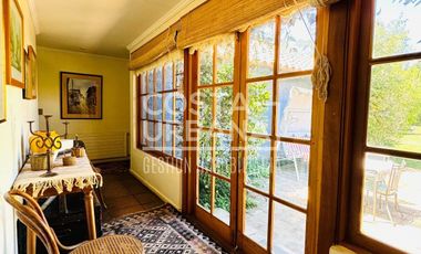 Hermosa casa con gran terreno en Limache
