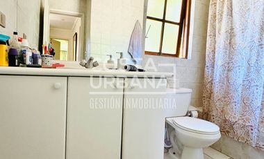 Hermosa casa con gran terreno en Limache
