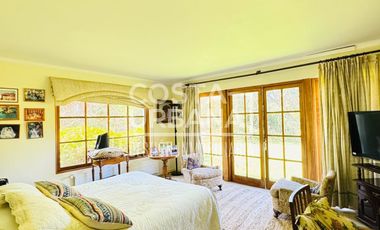 Hermosa casa con gran terreno en Limache